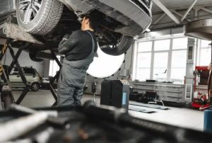 Service Kaki-Kaki Mobil: Solusi Suspensi Empuk dan Biaya Perbaikan Terbaru